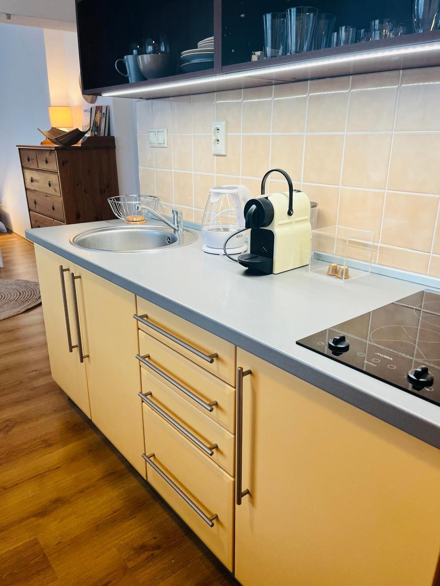 Apartmán Charming Studio In The Old Town Bratislava Exteriér fotografie