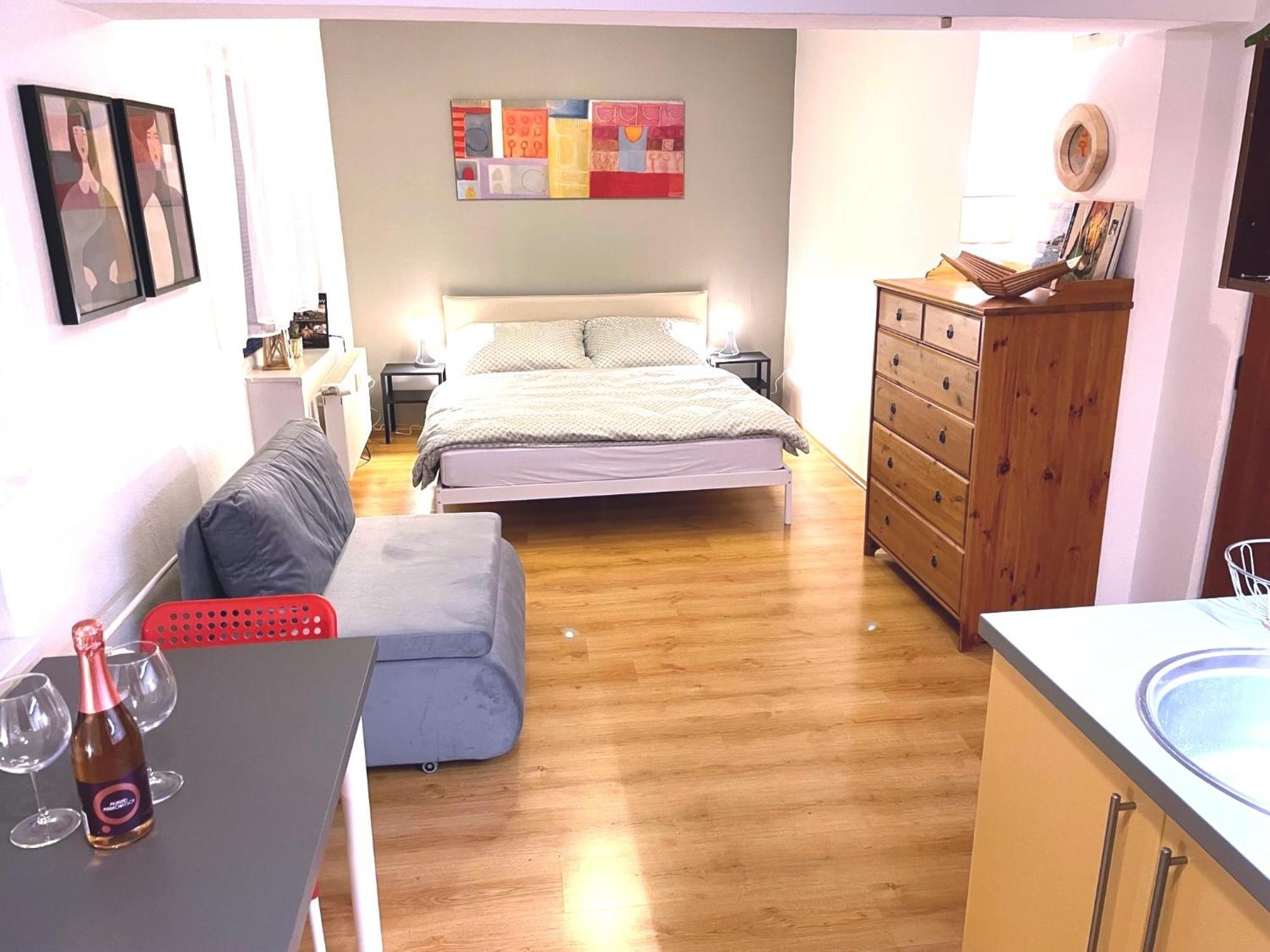Apartmán Charming Studio In The Old Town Bratislava Exteriér fotografie